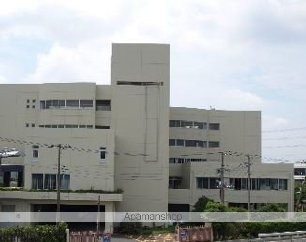 中学校　自修館中等教育学校（中学校）まで580m
