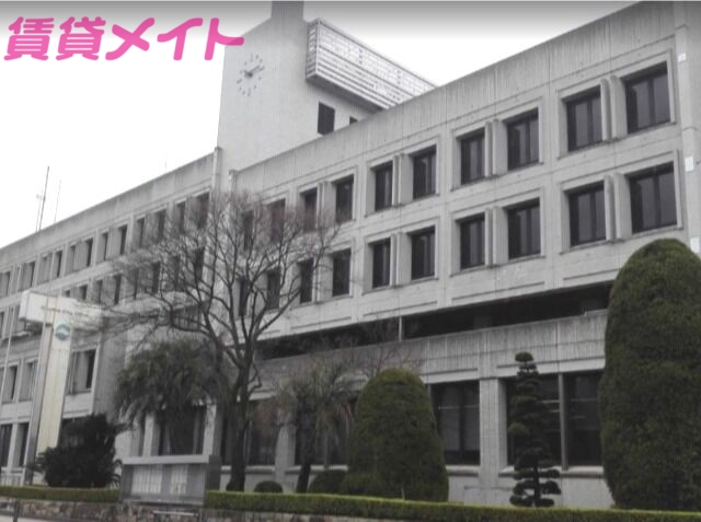 役所　桑名市役所（役所）まで528m