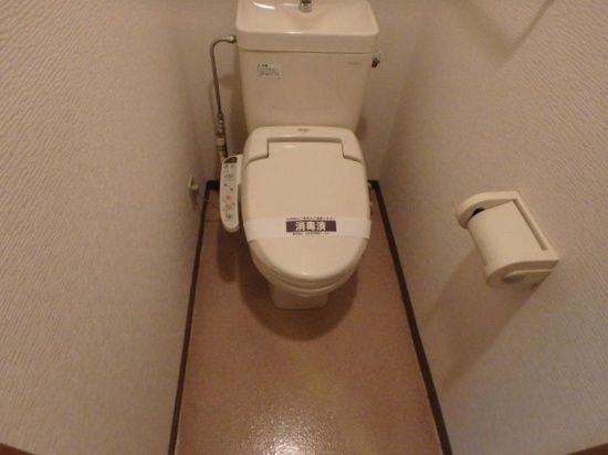 トイレ　別の部屋の参考画像です。