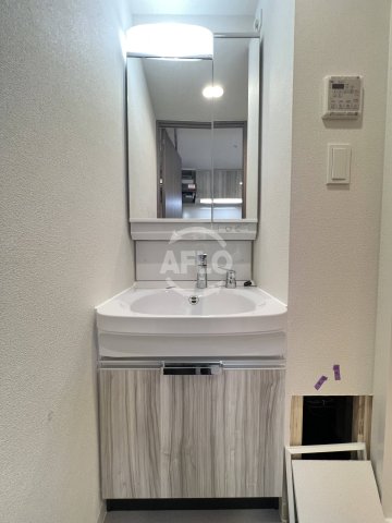 洗面設備　プレサンス大国町ブライス　独立洗面台