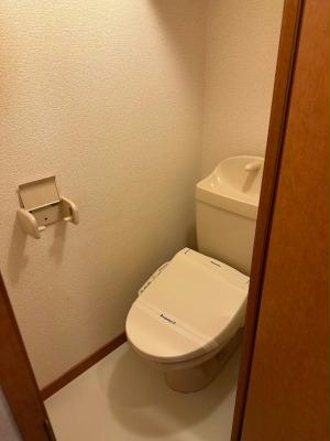 レオパレスエステートIIのトイレ写真
