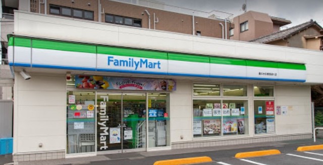 コンビニ　ファミリーマート鵜の木多摩堤通り店（コンビニ）まで176m