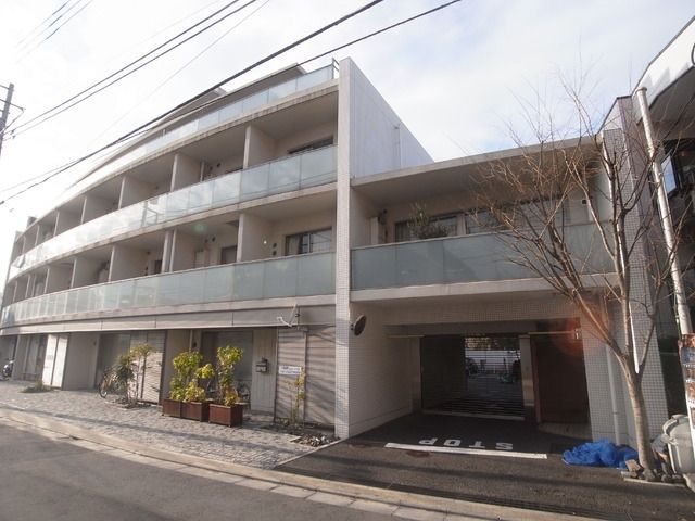 建物外観　ストーリア神宮前