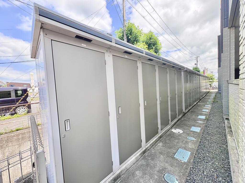 その他共有部分　トランクルーム付き・季節タイヤなどの保管に◎
