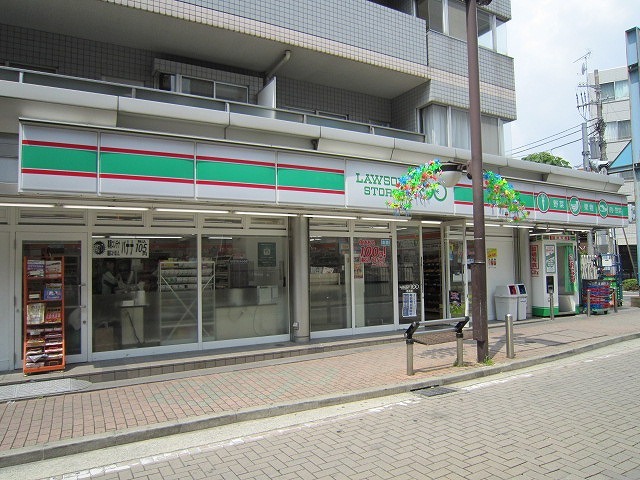 コンビニ　ローソン１００（コンビニ）まで119m