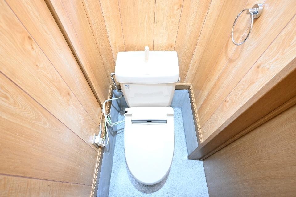 東大小路町58-14貸事務所のトイレ写真