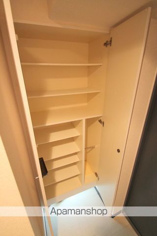ラナップスクエア堺筋本町の玄関写真