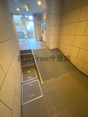 地下鉄中央線 深江橋駅 徒歩2分 8階建 築36年の外観写真