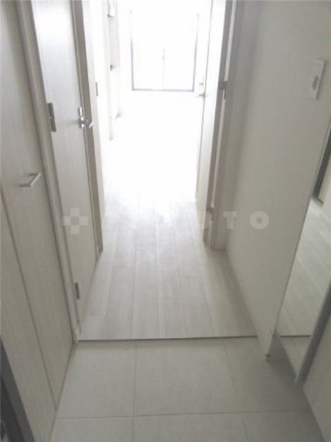 S-RESIDENCE堺筋本町Unoの玄関写真