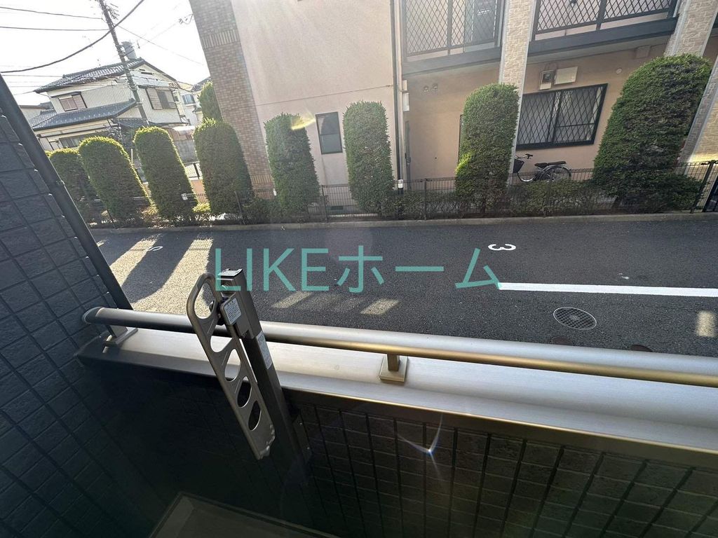 バルコニー　バルコニー