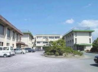 中学校　鞍手北中学校（中学校）まで1700m