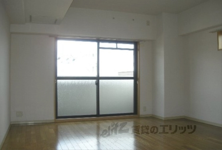 居室・リビング　居室