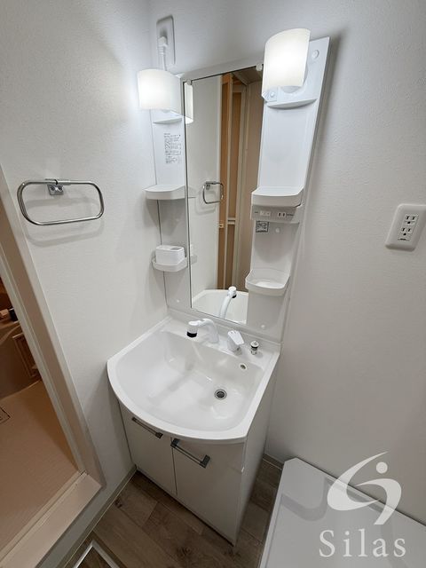 洗面設備　同仕様