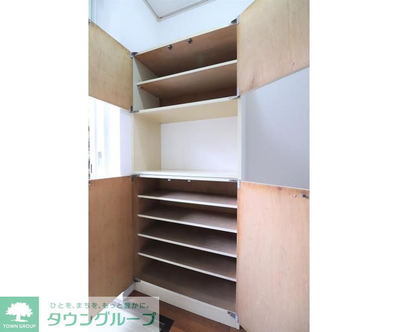 玄関　収納