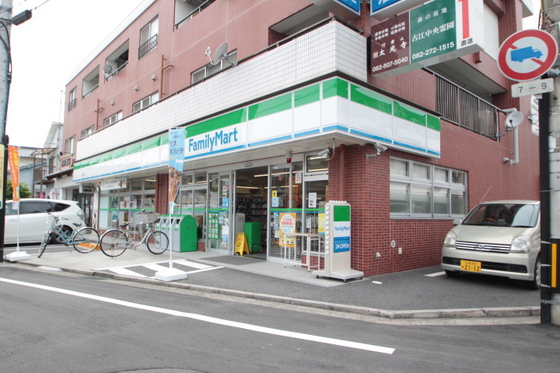 コンビニ　ファミリーマート古江西店（コンビニ）まで413m