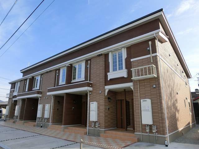 【大牟田市大字手鎌のアパートの建物外観】