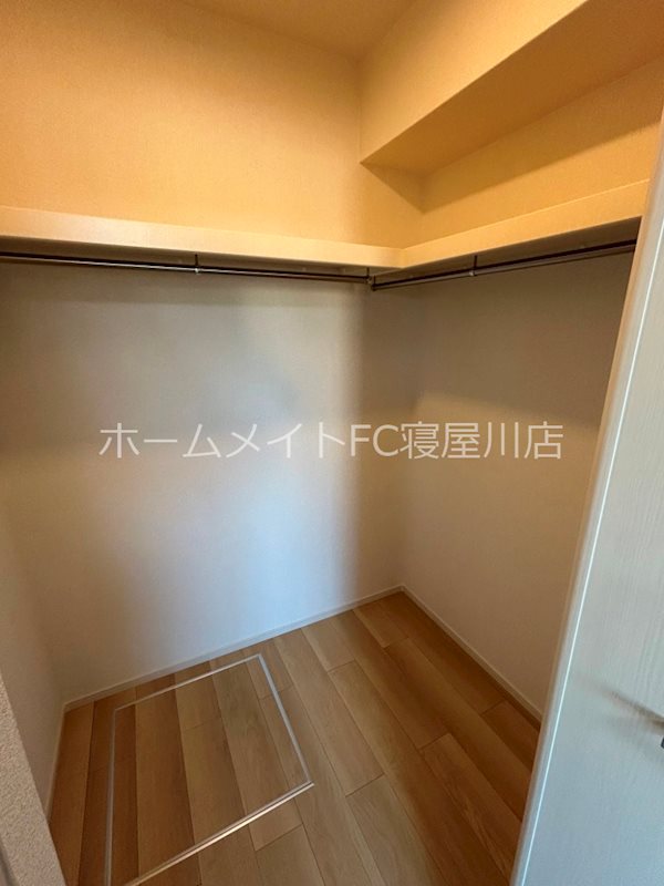 収納　ウォークインクローゼット