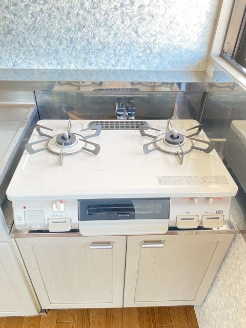 キッチン　ガスコンロ新品です。