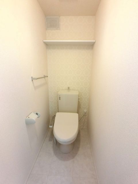 【前橋市西片貝町のアパートのトイレ】