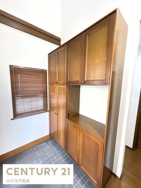 玄関　たっぷり収納できるシューズボックス☆