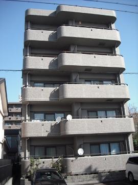 名古屋市北区石園町のマンションの建物外観