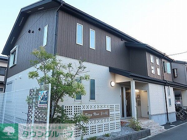 茅ヶ崎市十間坂のアパートの建物外観