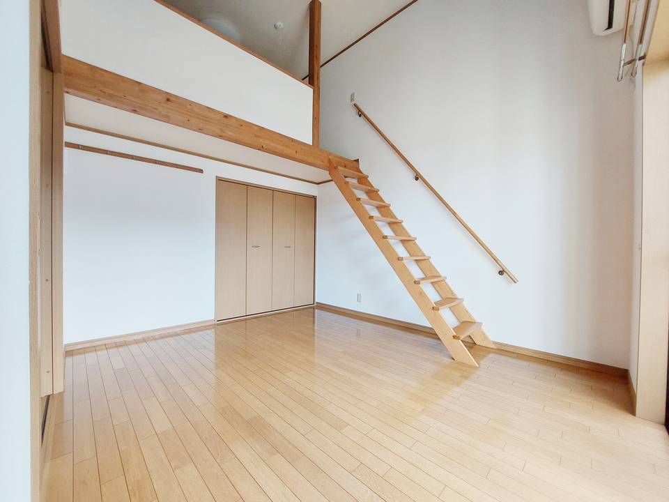 居室・リビング　リビング