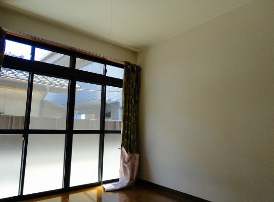 バルコニー　※写真は別号室です。