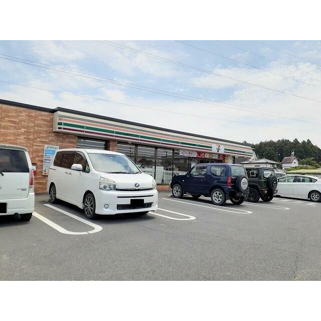 コンビニ　セブンイレブン矢板富田店（コンビニ）まで250m
