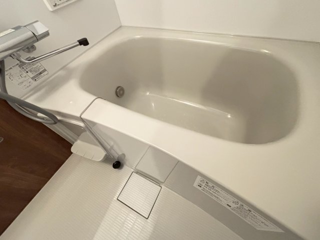 バス・シャワールーム　詳細は、RISUMO江坂本店までお問合せください♪