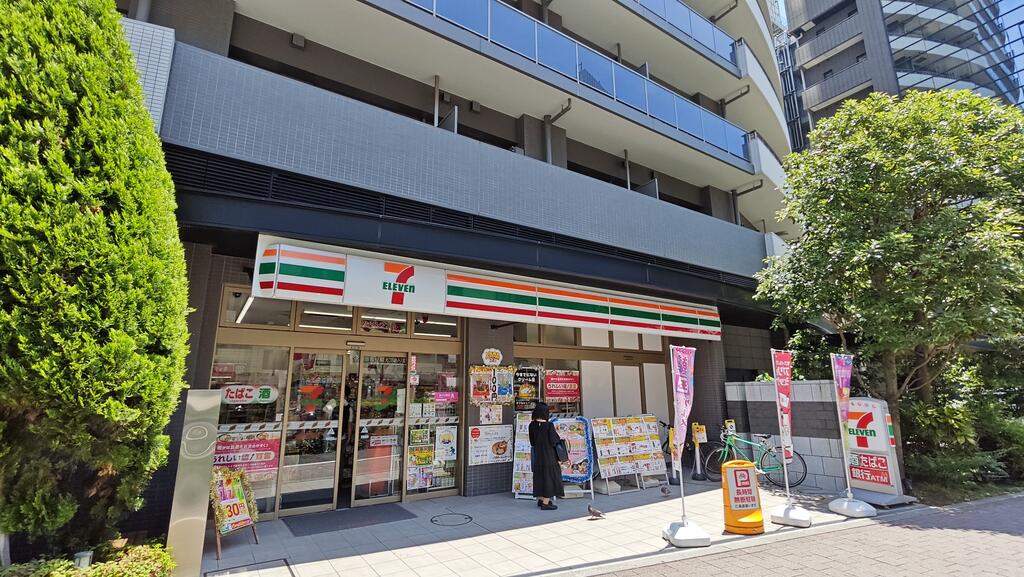コンビニ　セブンイレブン西池袋3丁目店（コンビニ）まで209m