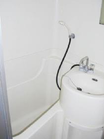 バス・シャワールーム　※写真は別室になります