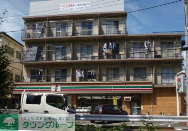 コンビニ　セブンイレブン多摩動物公園店（コンビニ）まで432m