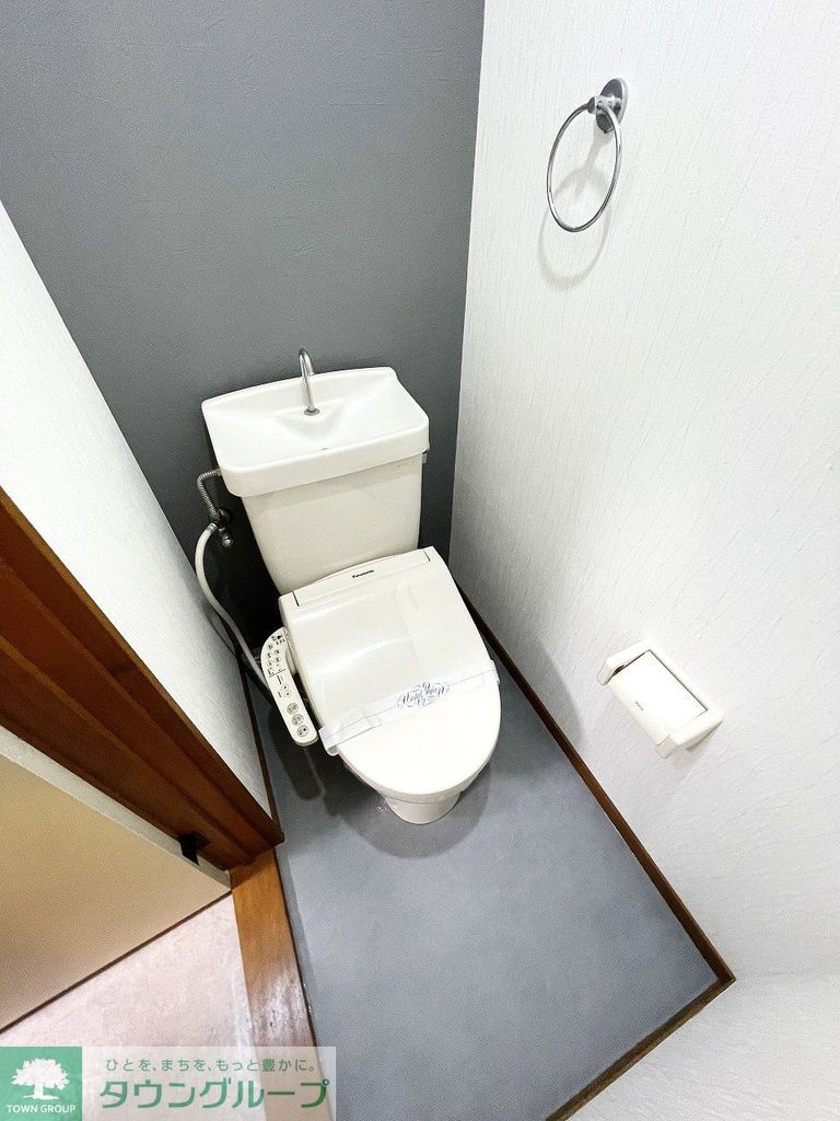 トイレ　トイレ