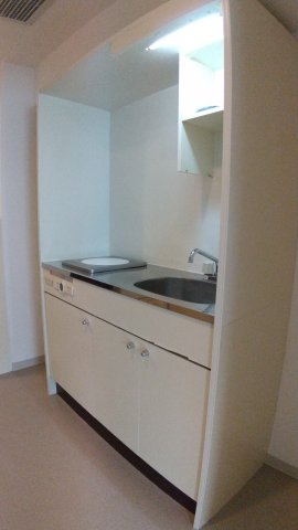 キッチン　火を使わず安心のIHコンロ付きキッチンです！