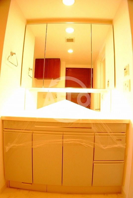 洗面設備　カスタリア阿倍野　洗面化粧台