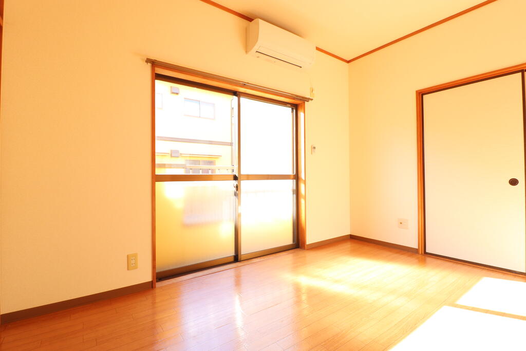 居室・リビング　リビング