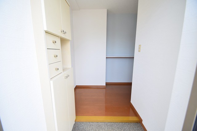 玄関　※別部屋参照