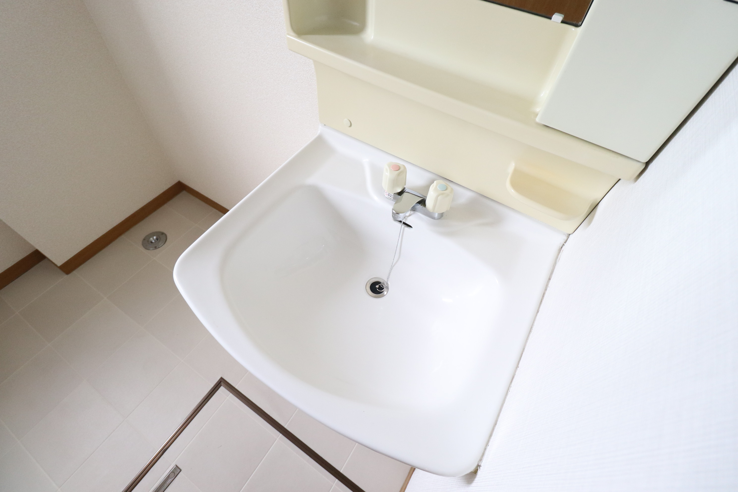 洗面設備　使いやすい洗面台♪