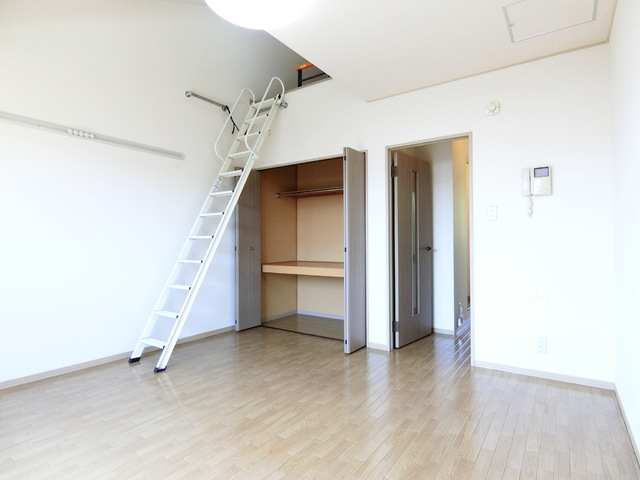 居室・リビング　照明は設備ではありません。