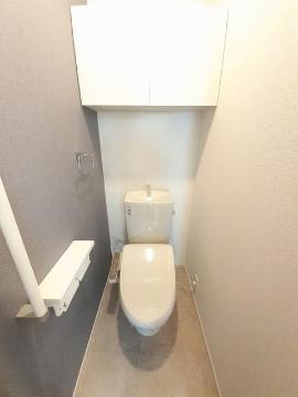 トイレ　シャワー付トイレ