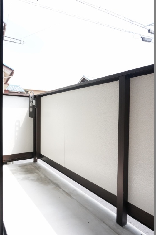 バルコニー　図面と現状に相違がある場合には現状を優先