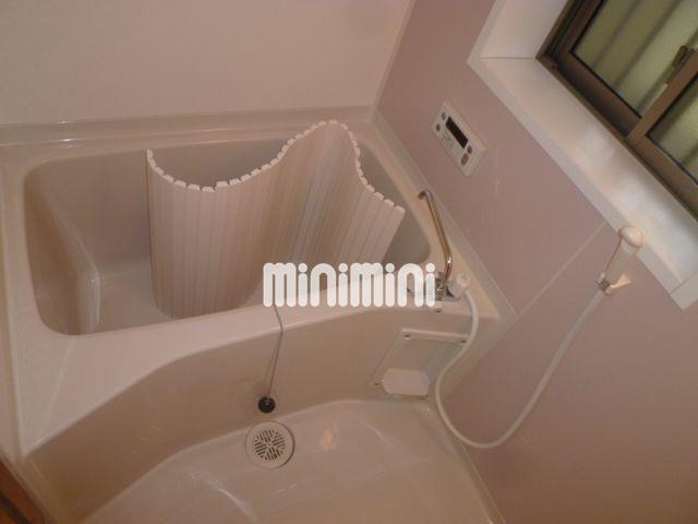 バス・シャワールーム　追い焚き機能付きです