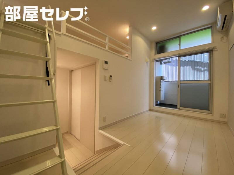 居室・リビング　※１０１号室室内参照