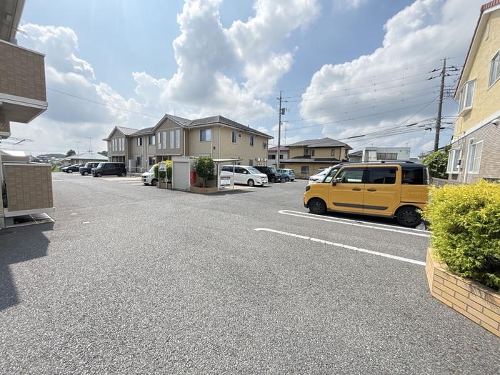 駐車場　敷地内駐車スペース