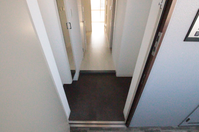 玄関　※別室の参考写真の為、現況優先です。