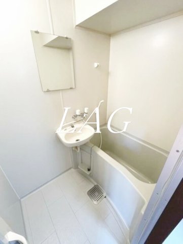 バス・シャワールーム　お風呂です。