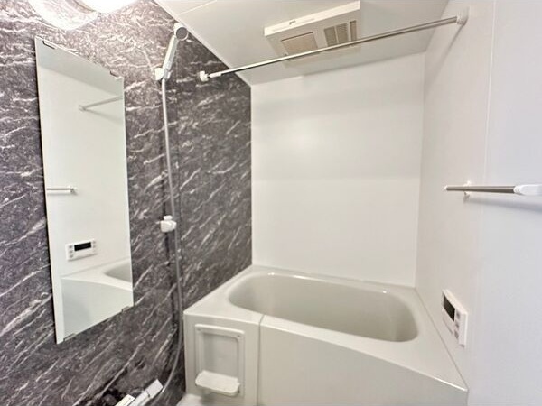 バス・シャワールーム　★☆他社掲載も内見や契約可能！相見積もり大歓迎☆★