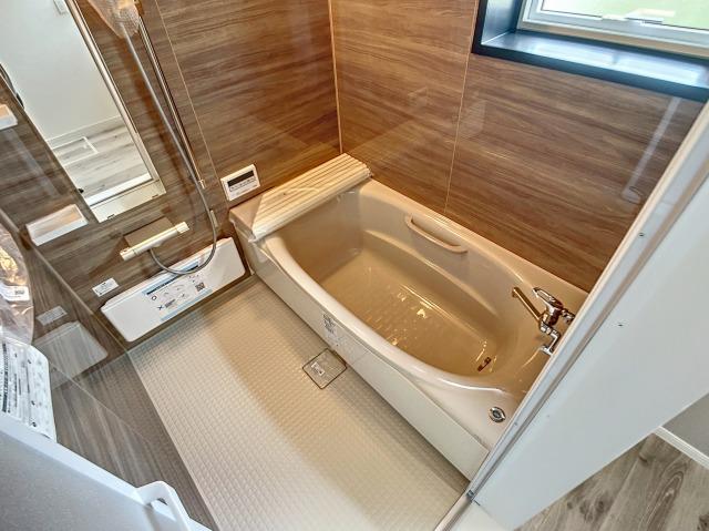 バス・シャワールーム　浴室