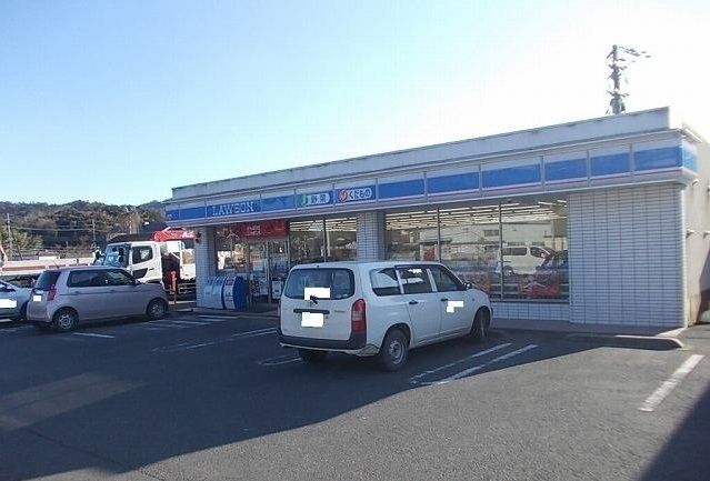 コンビニ　ローソン上福井店（コンビニ）まで750m